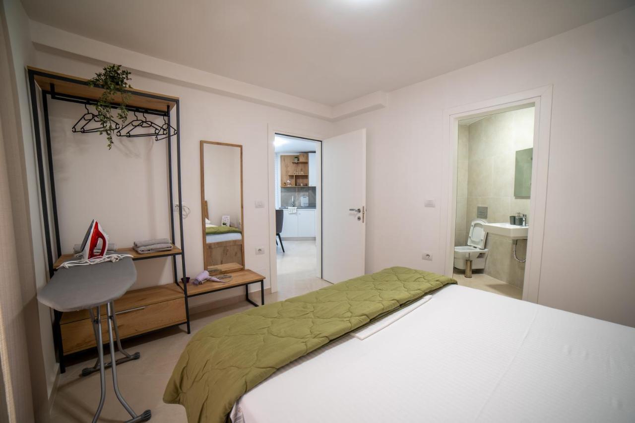 Sea Apartments 123 Sarandë エクステリア 写真